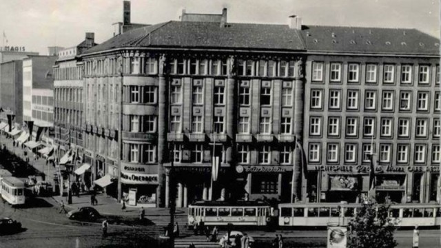 Regina-Lichtspiele Hannover im Jahr 1954. (Quelle: KinoWiki)